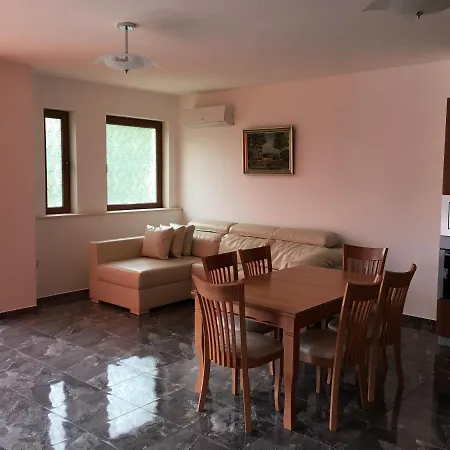 Appartement Excelsior St Constantin et Helena